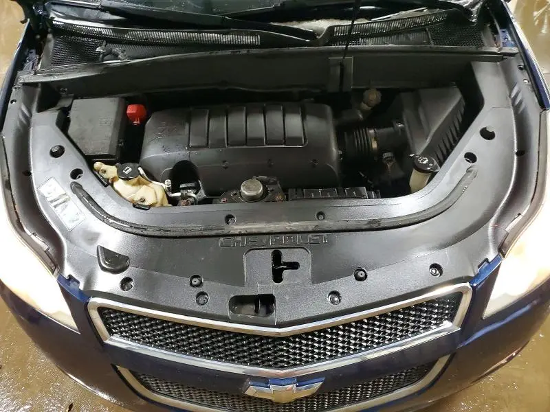 2011 CHEVROLET TRAVERSE LT  