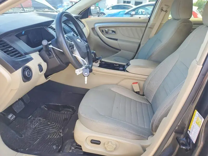 2018 FORD TAURUS SE  