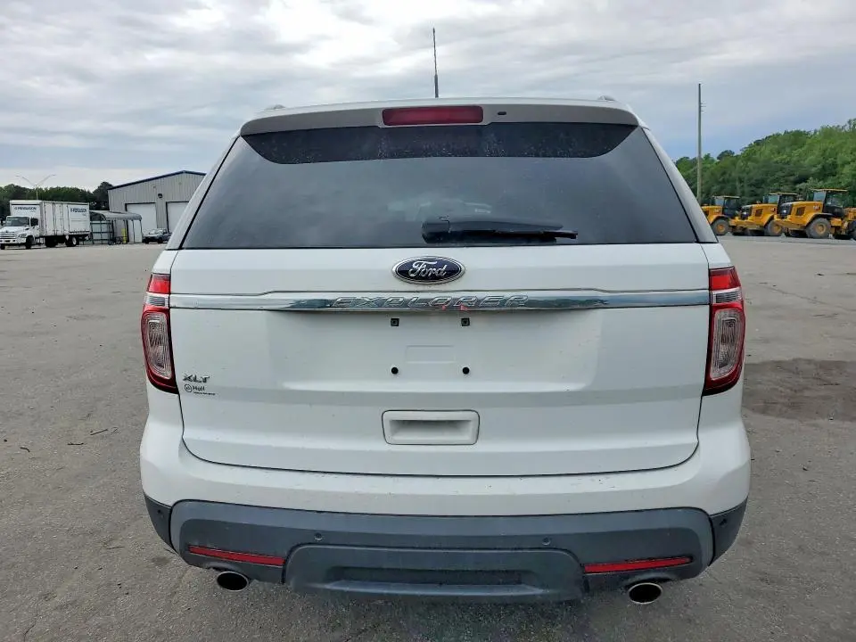 2015 FORD EXPLORER XLT  