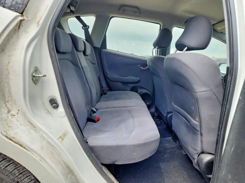 2010 HONDA FIT   