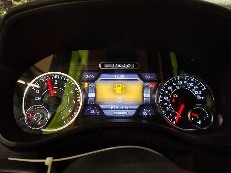 2019 RAM 1500 LARAMIE  