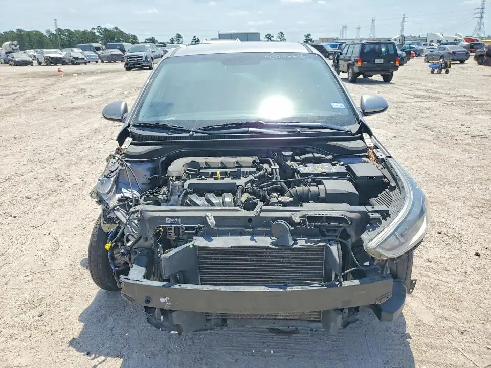 2022 HYUNDAI ACCENT SE  