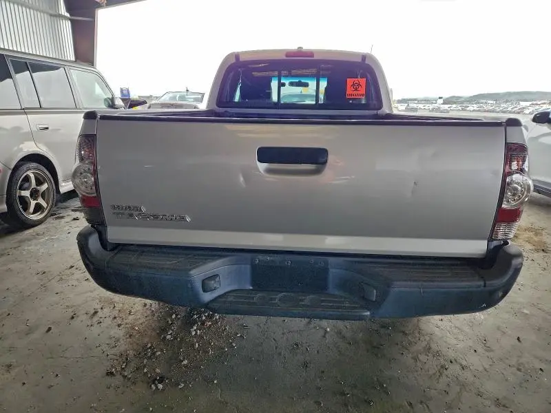 2010 TOYOTA TACOMA BASE  