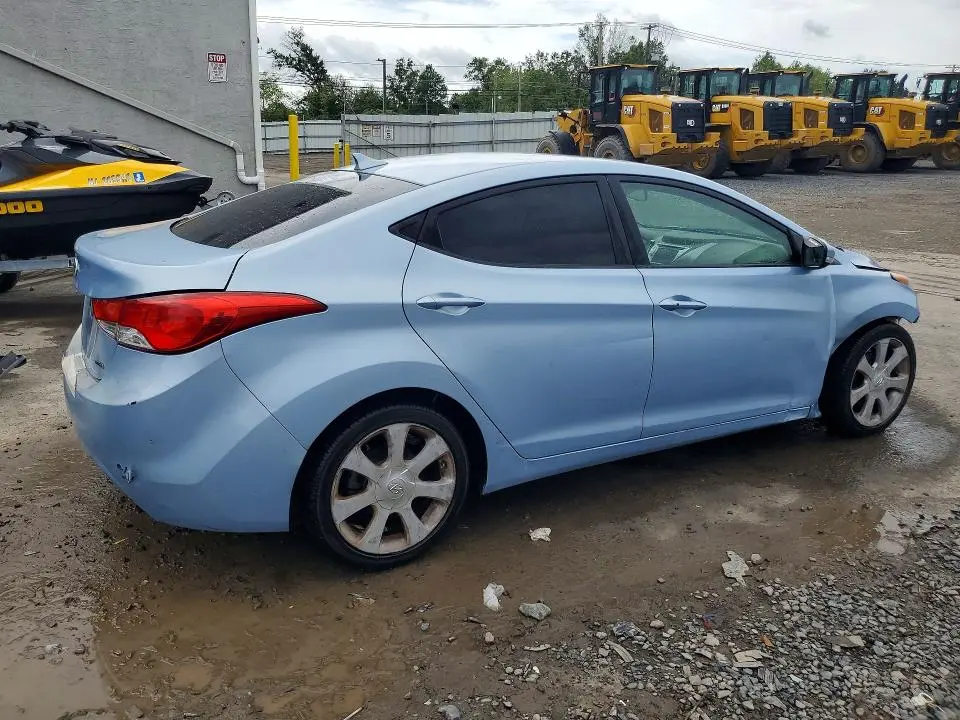2011 HYUNDAI ELANTRA LIMITED  