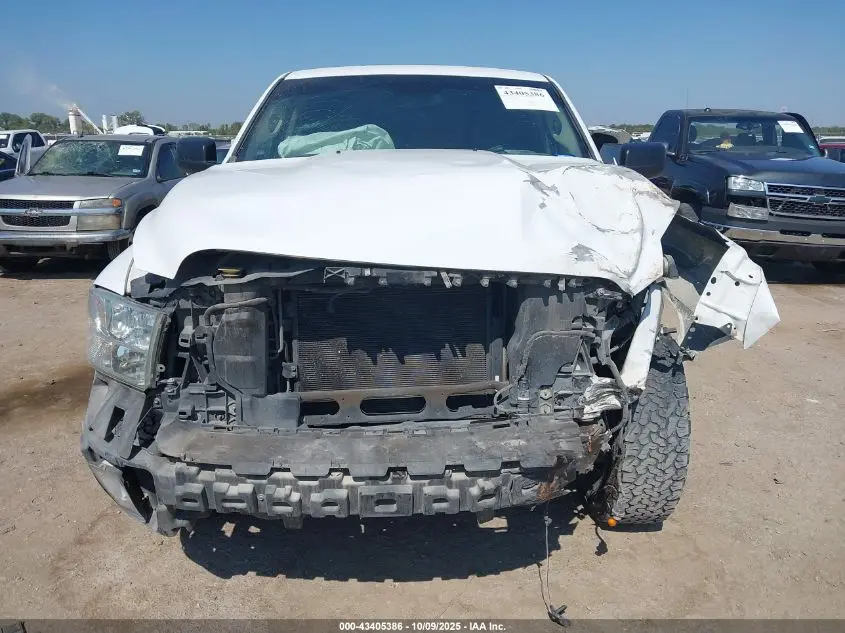 2015 RAM 1500 EXPRESS