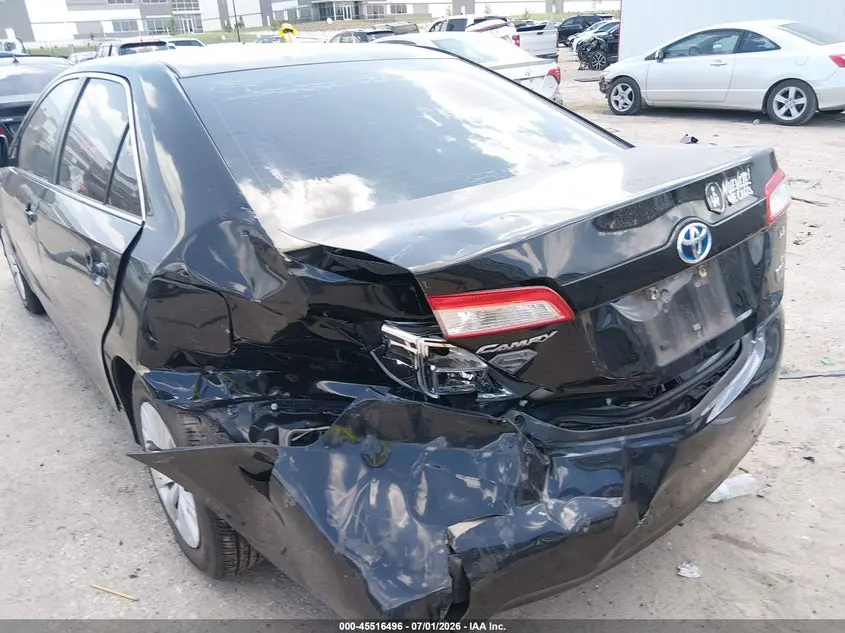 2012 TOYOTA CAMRY HYBRID LE