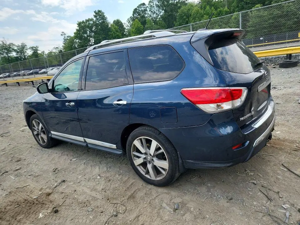 2013 NISSAN PATHFINDER S  