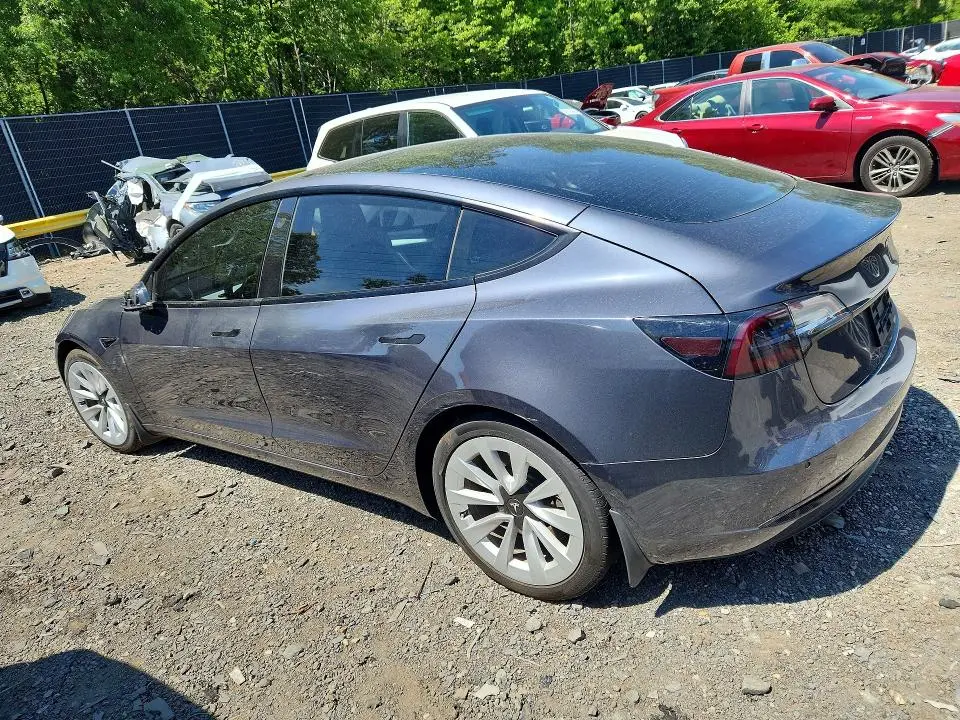 2021 TESLA MODEL 3   