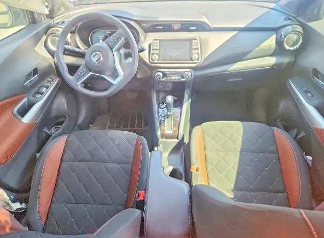 2020 NISSAN KICKS SR  