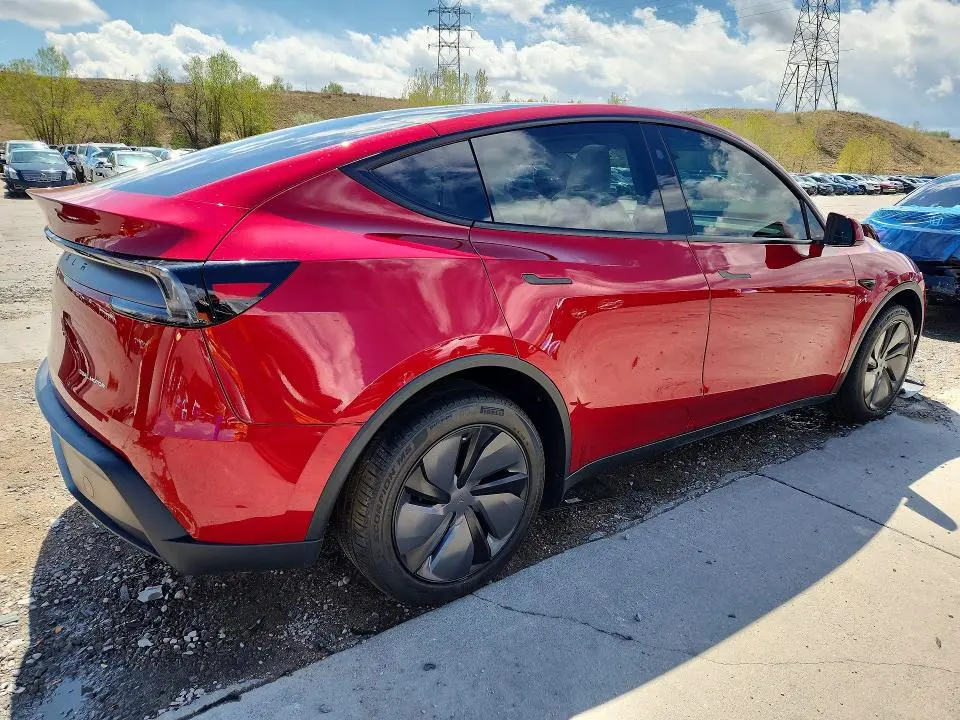 2026 TESLA MODEL Y   