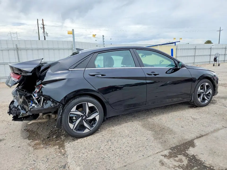 2023 HYUNDAI ELANTRA LIMITED  