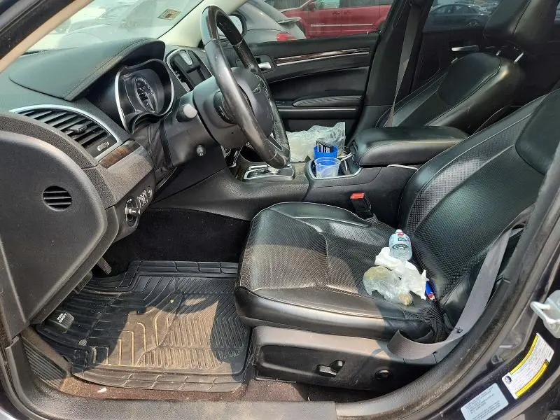 2017 CHRYSLER 300C   
