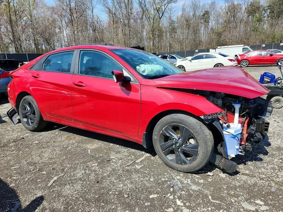 2023 HYUNDAI ELANTRA SEL  