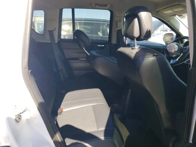 2016 JEEP COMPASS LATITUDE  