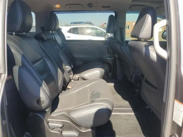 2015 TOYOTA SIENNA SPORT  