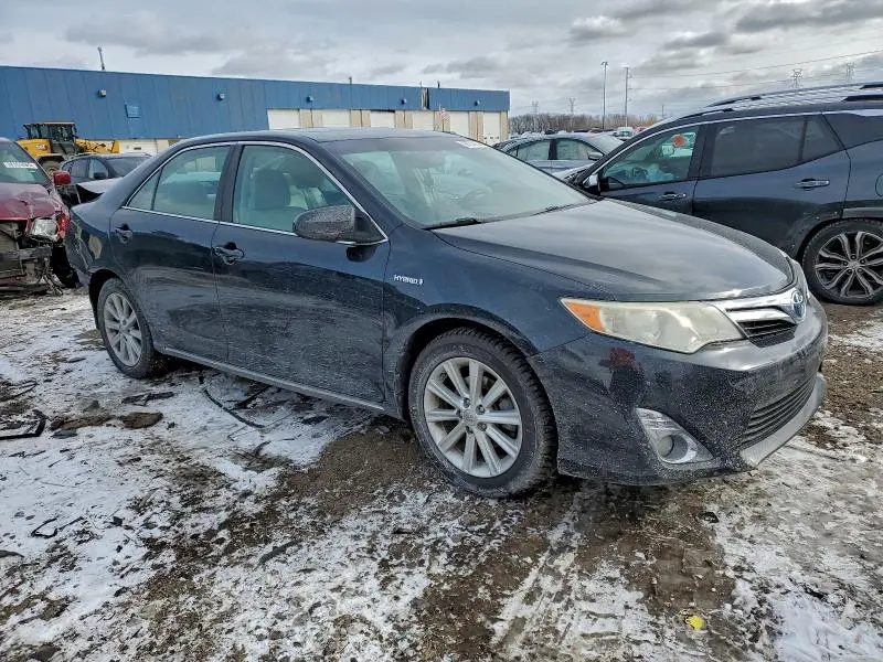 2013 TOYOTA CAMRY HYBRID  