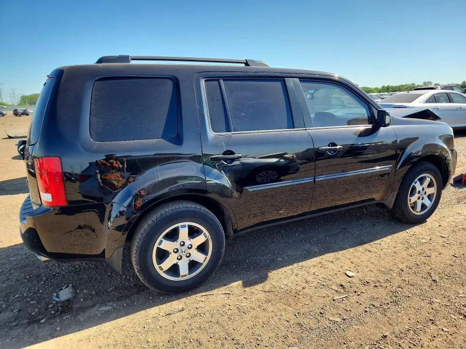 2011 HONDA PILOT TOURING  