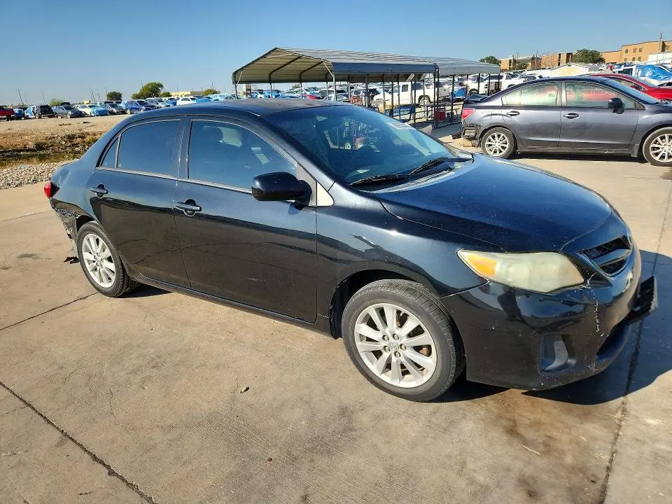 2011 TOYOTA COROLLA LE  