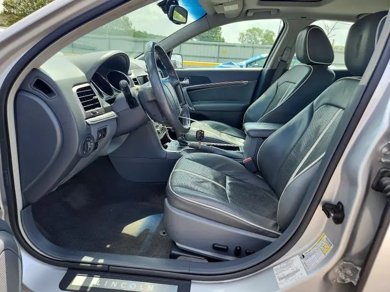 2010 LINCOLN MKZ   