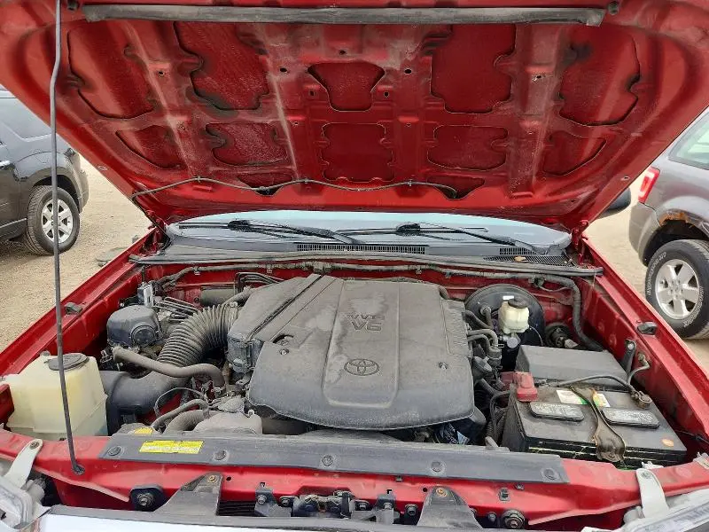 2015 TOYOTA TACOMA V6  