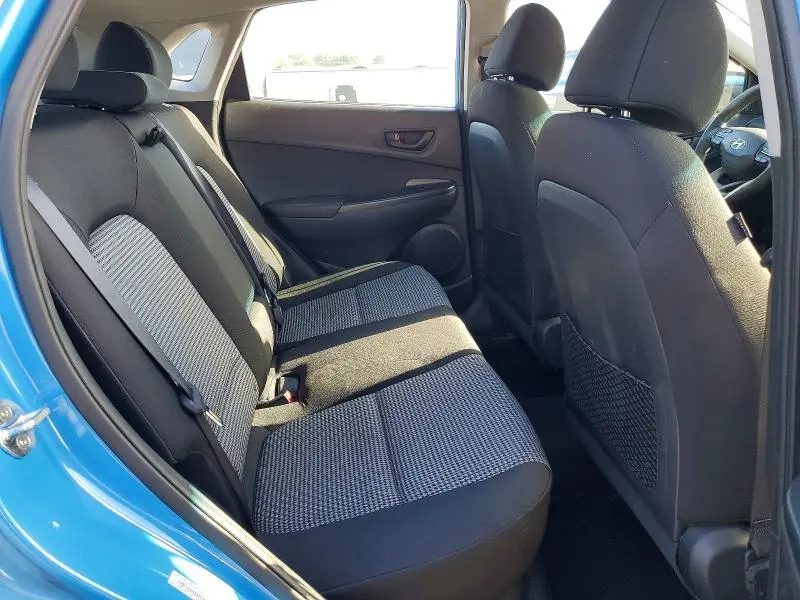 2019 HYUNDAI KONA SE  