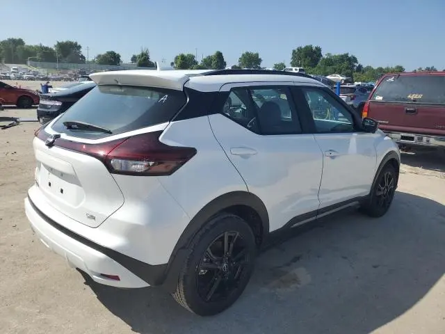 2024 NISSAN KICKS SR  