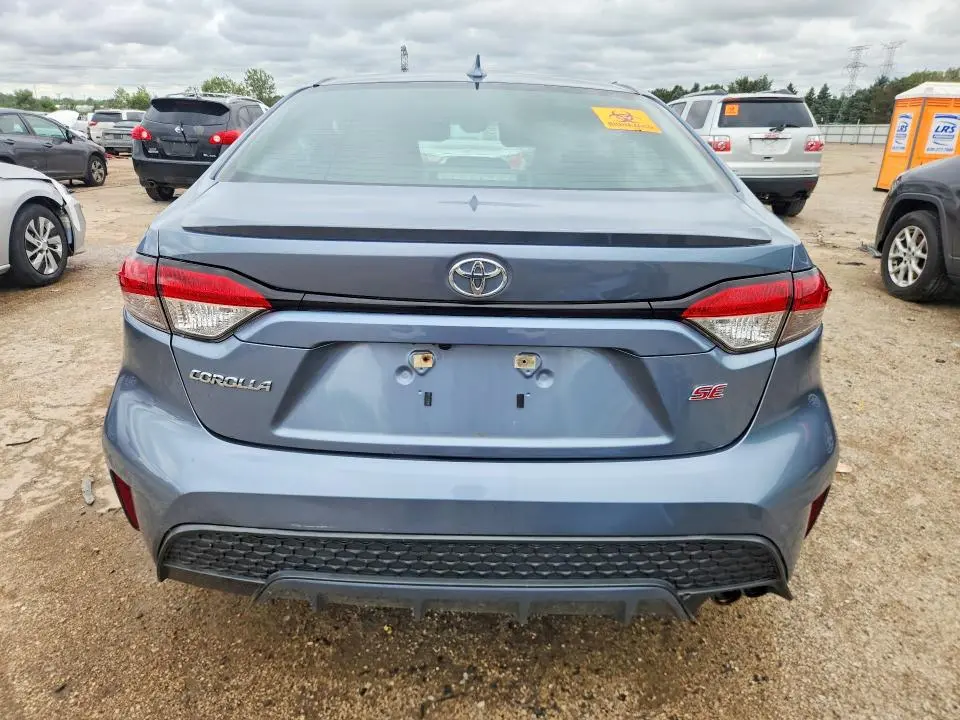 2022 TOYOTA COROLLA SE  