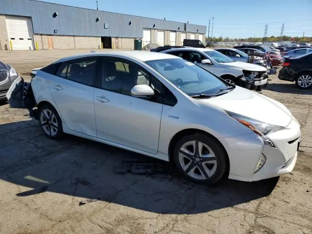 2016 TOYOTA PRIUS   