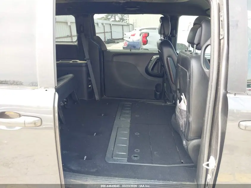 2018 DODGE GRAND CARAVAN GT