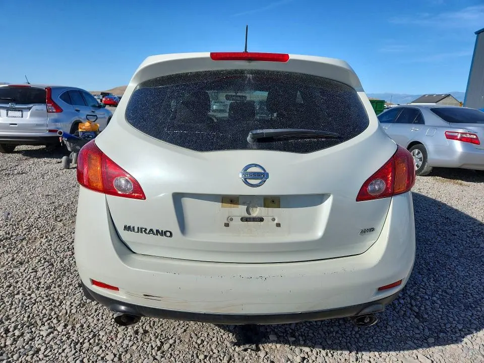 2010 NISSAN MURANO S  