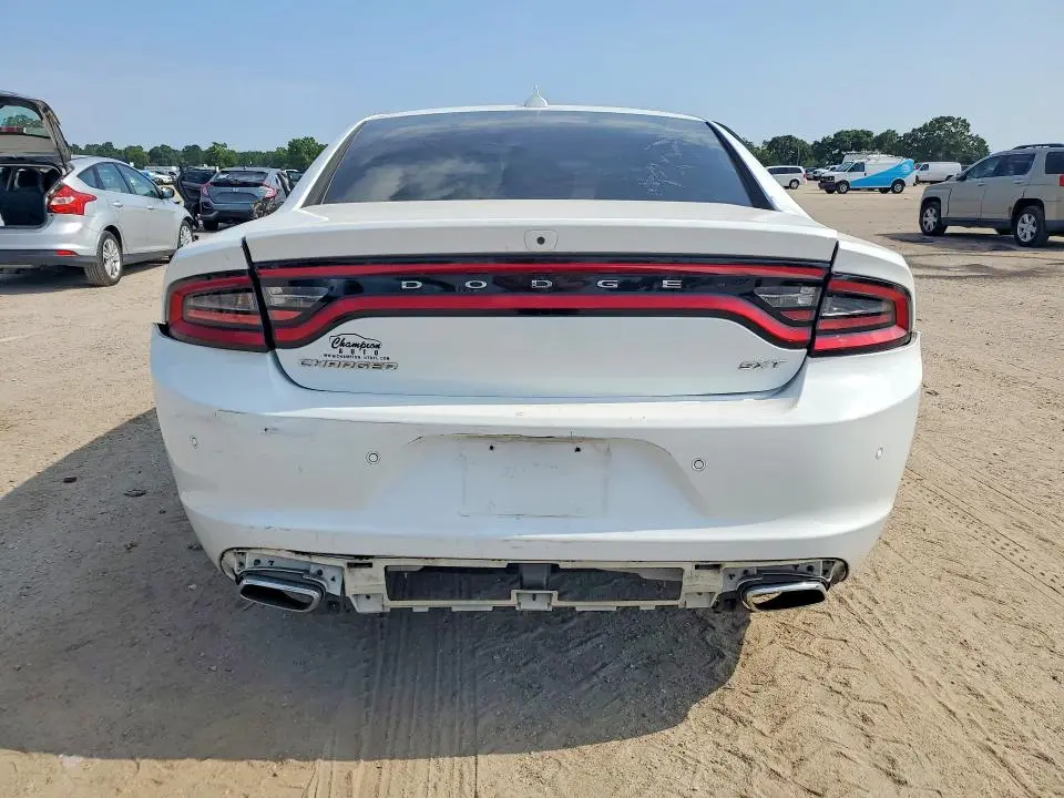 2016 DODGE CHARGER SXT  