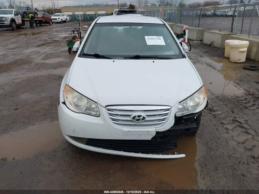2010 HYUNDAI ELANTRA GLS