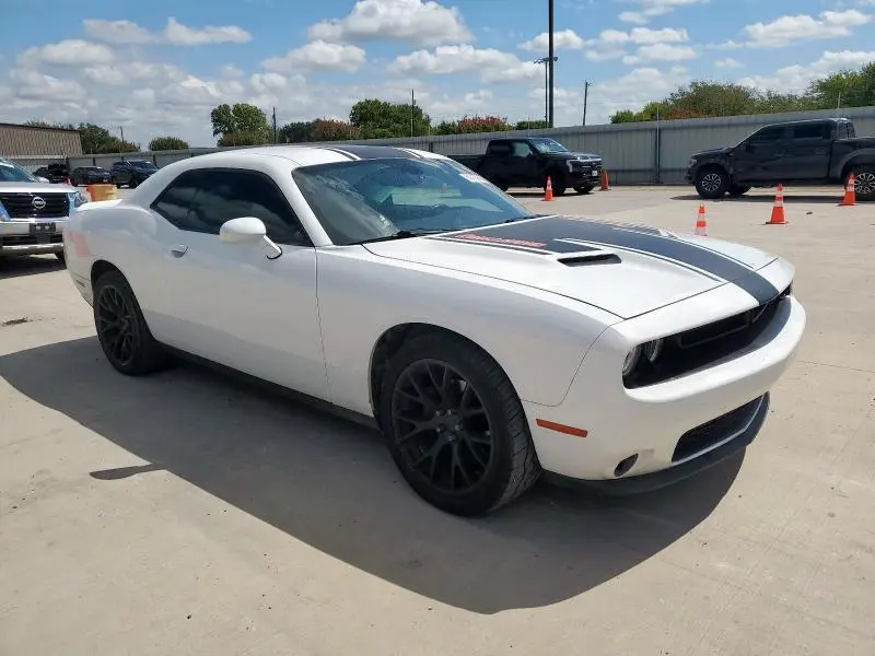 2019 DODGE CHALLENGER SXT  