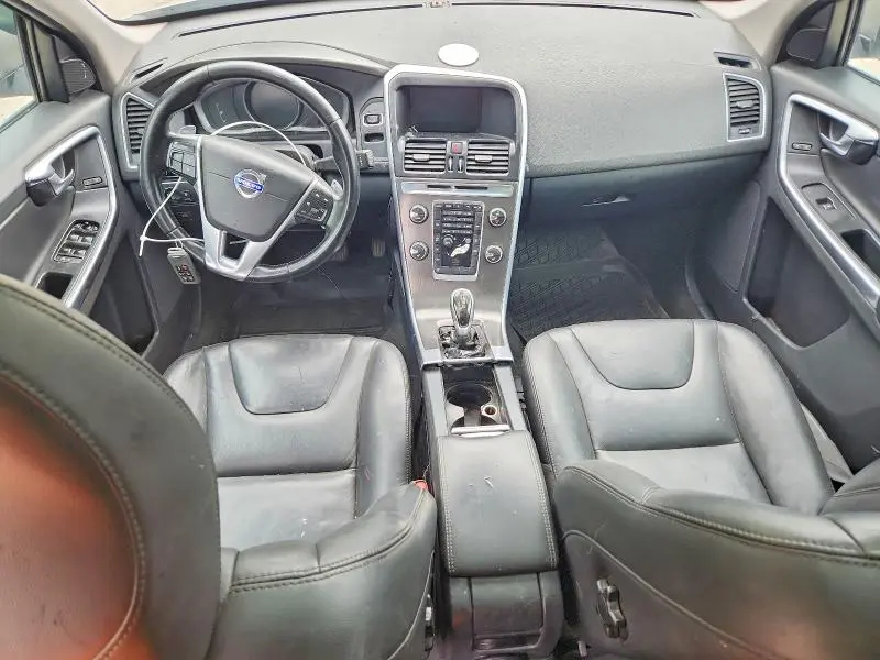 2015 VOLVO XC60 T6 PREMIER+  