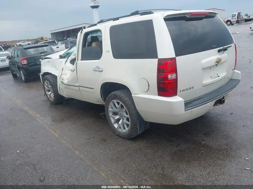 2011 CHEVROLET TAHOE LTZ