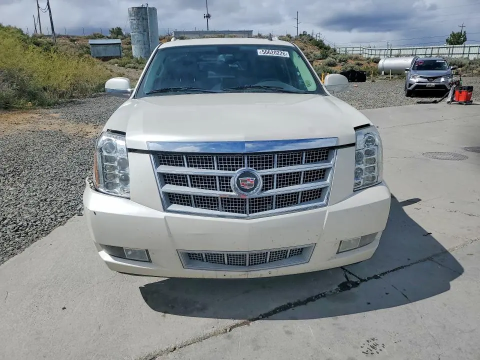 2011 CADILLAC ESCALADE ESV PLATINUM  