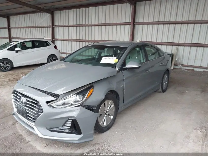 2019 HYUNDAI SONATA HYBRID SE