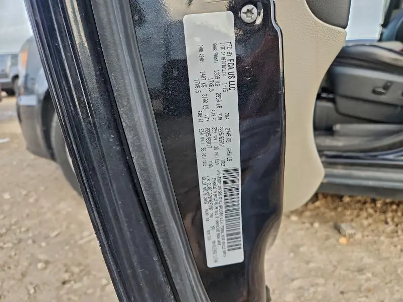 2015 CHRYSLER TOWN & COUNTRY LIMITED PLATINUM  