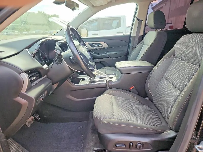 2020 CHEVROLET TRAVERSE LT  