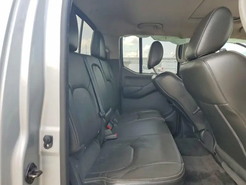 2016 NISSAN FRONTIER PRO-4X  
