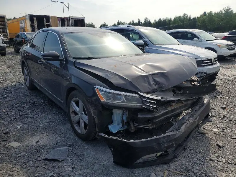 2018 VOLKSWAGEN PASSAT SE  