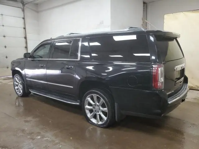 2017 GMC YUKON XL DENALI  