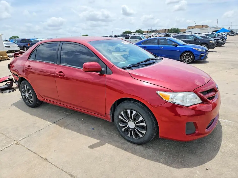 2011 TOYOTA COROLLA LE  