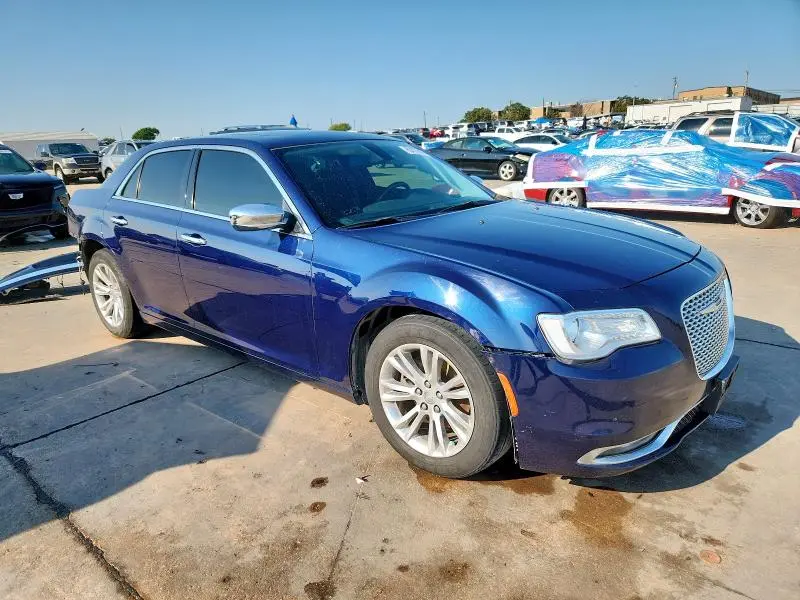2017 CHRYSLER 300C   