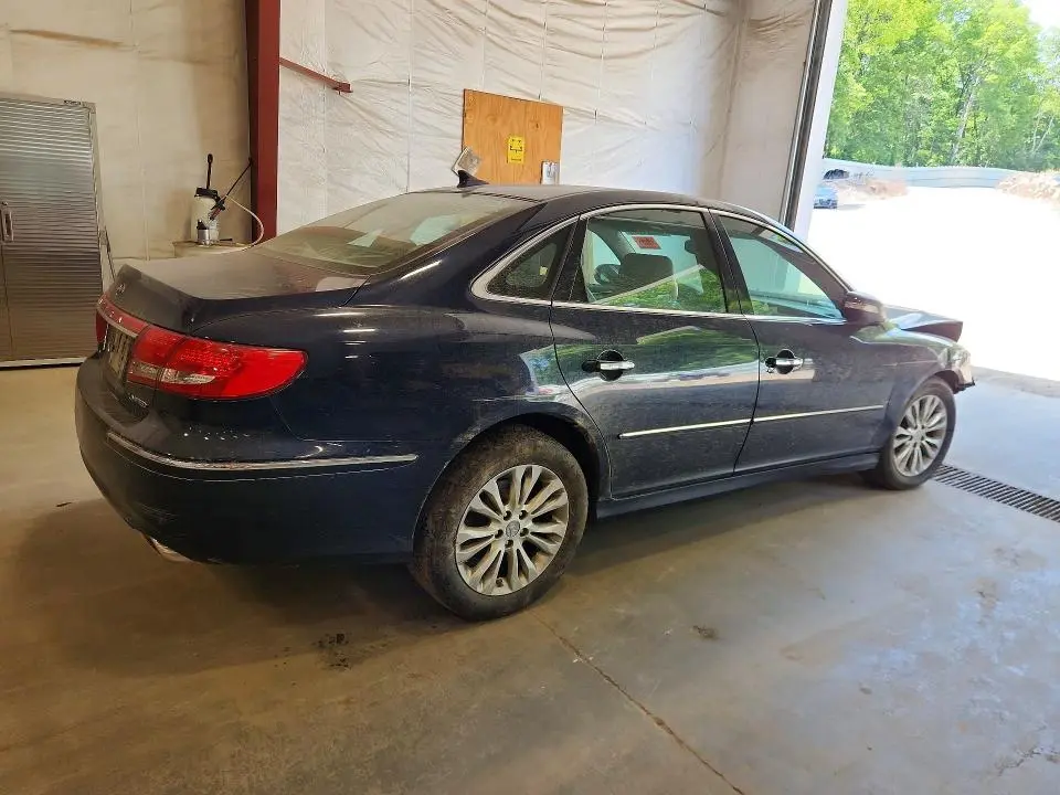 2011 HYUNDAI AZERA LIMITED  