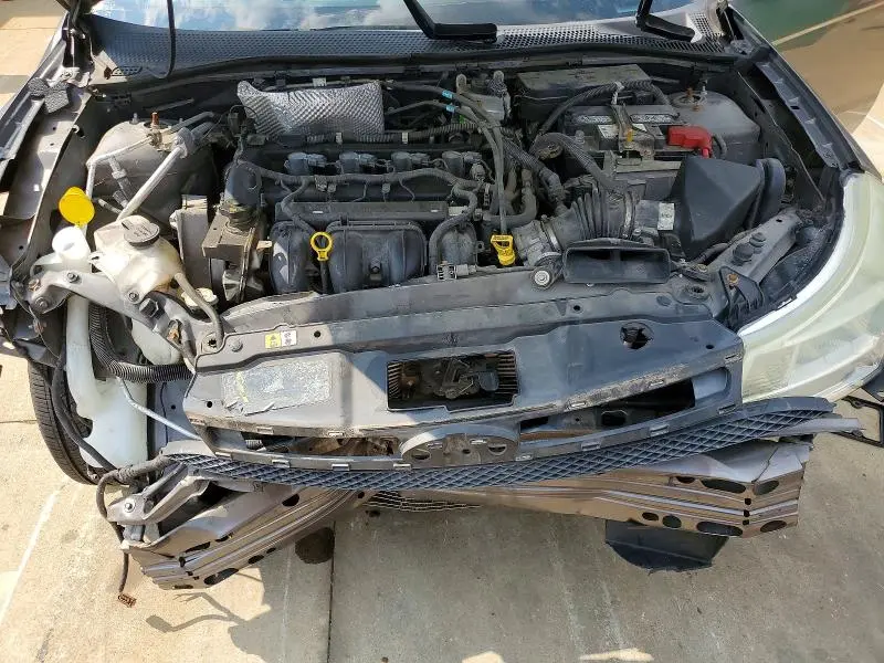 2011 FORD FOCUS SE  