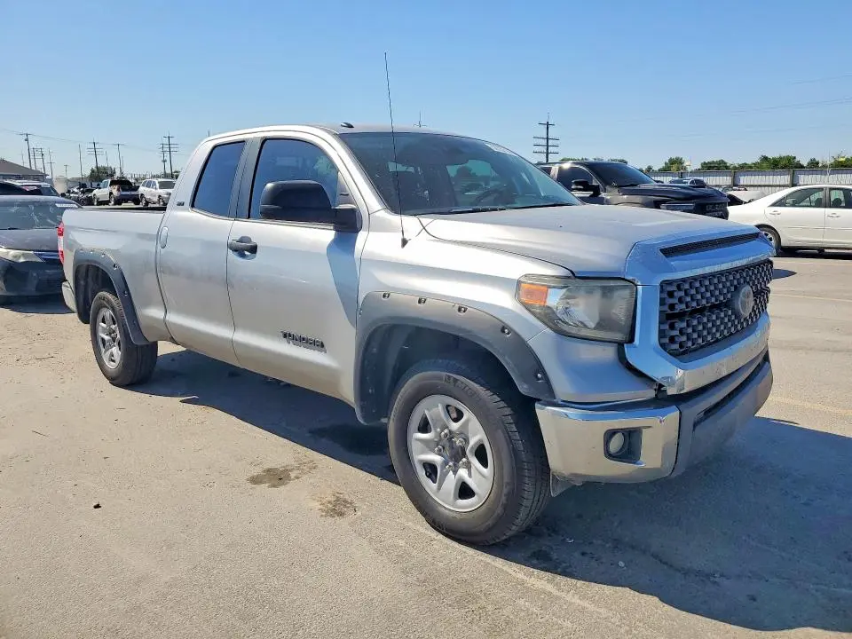 2018 TOYOTA TUNDRA SR5  