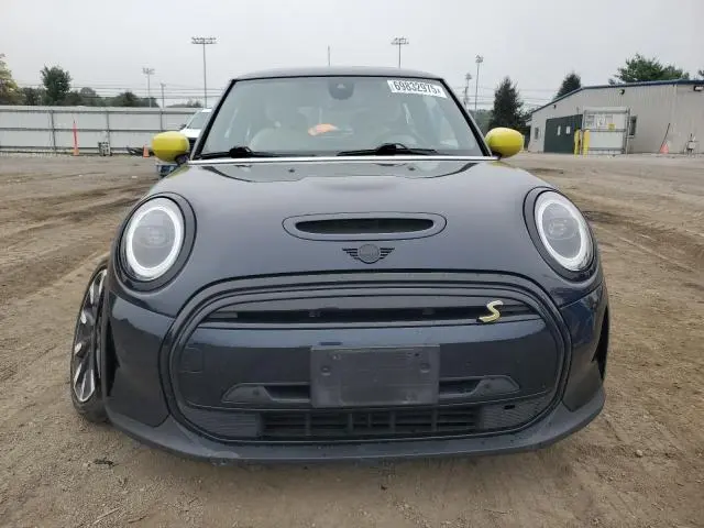 2022 MINI COOPER SE  