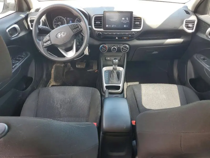 2022 HYUNDAI VENUE SE  
