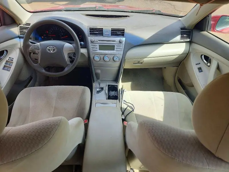 2011 TOYOTA CAMRY LE  
